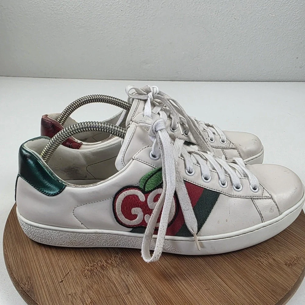 Gucci Shoes Mens Size 11 White Leather Ace GG Apple Low Top Sneakers Italy